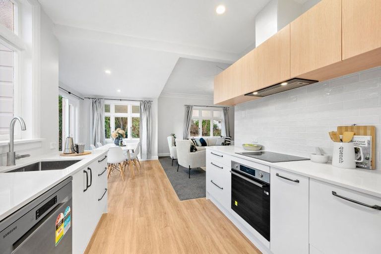 Photo of property in 7 Homebush Road, Khandallah, Wellington, 6035