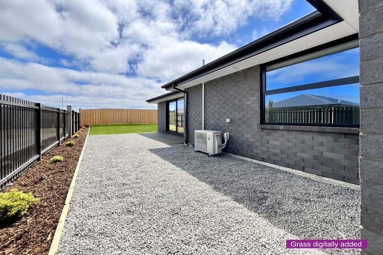 Photo of property in 22 Harlequin Drive, Rolleston, 7614