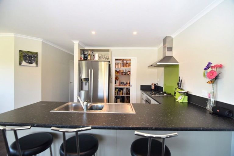 Photo of property in 8 Hartley Avenue, Carterton, 5713