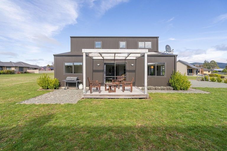 Photo of property in 17 Cunaris Way, Te Anau, 9600