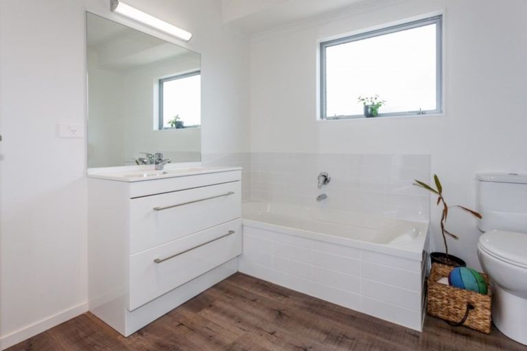 Photo of property in 40 Tairua Palms Place, Tairua, 3508