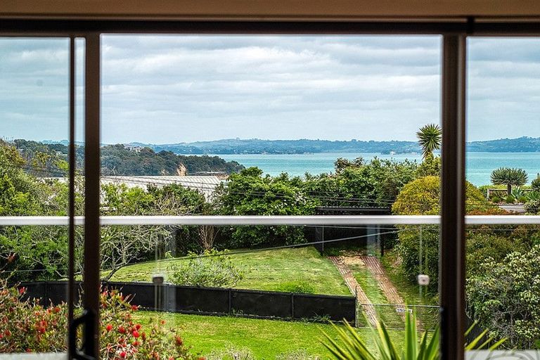 Photo of property in 19 Tetley Road, Surfdale, Waiheke Island, 1081