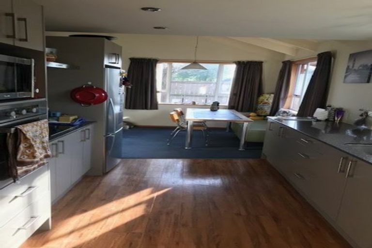 Photo of property in 100 Patterson Terrace, Halswell, Christchurch, 8025