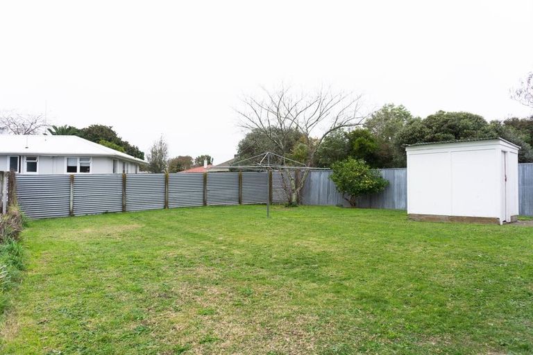 Photo of property in 36 Crewe Crescent, Hokowhitu, Palmerston North, 4410