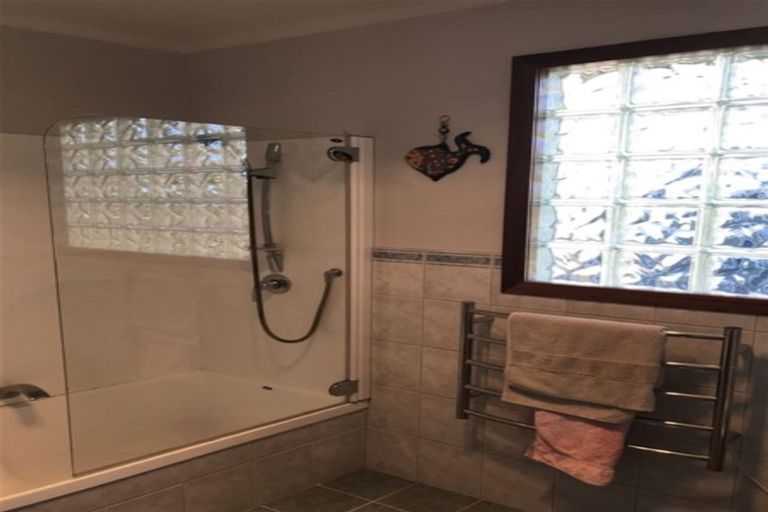 Photo of property in 94 Maraetai Drive, Maraetai, Auckland, 2018