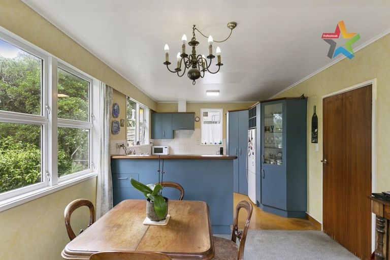 Photo of property in 22a Trelissick Crescent, Ngaio, Wellington, 6035