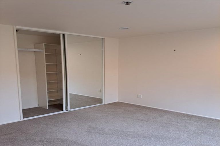 Photo of property in Mon Desir Apartments, 173 Hurstmere Road, Takapuna, Auckland, 0622