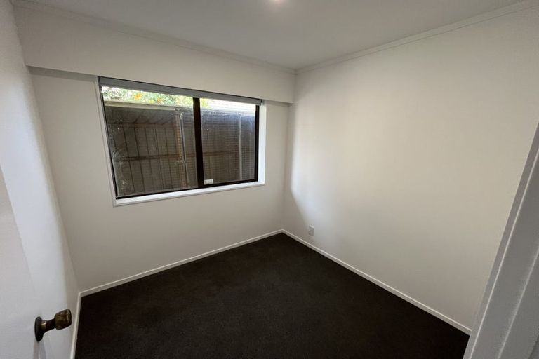 Photo of property in 31 Cumbrian Place, Conifer Grove, Takanini, 2112
