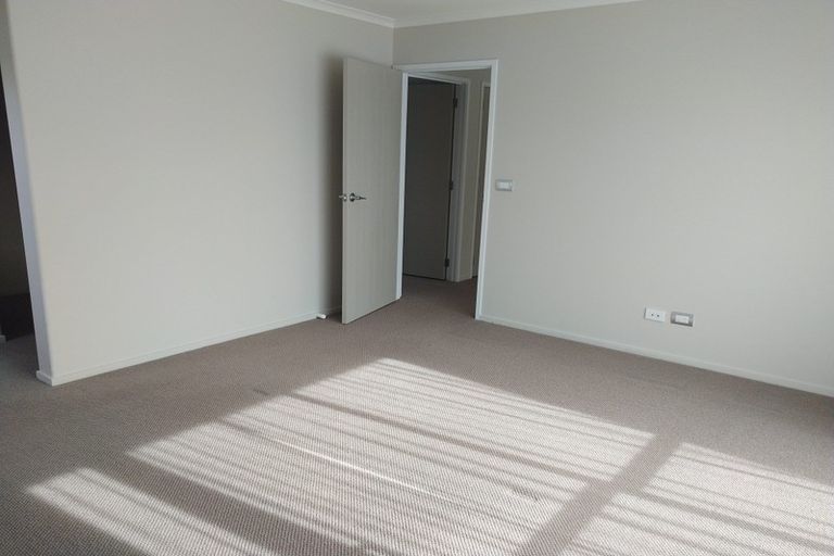 Photo of property in 23 Kahurangi Heights, Aotea, Porirua, 5024