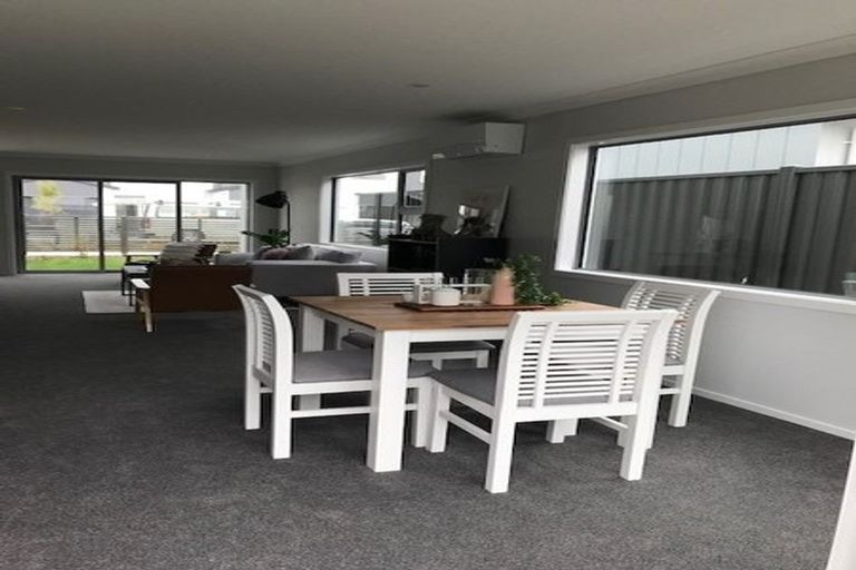 Photo of property in 9 Torea Place, Kenepuru, Porirua, 5022