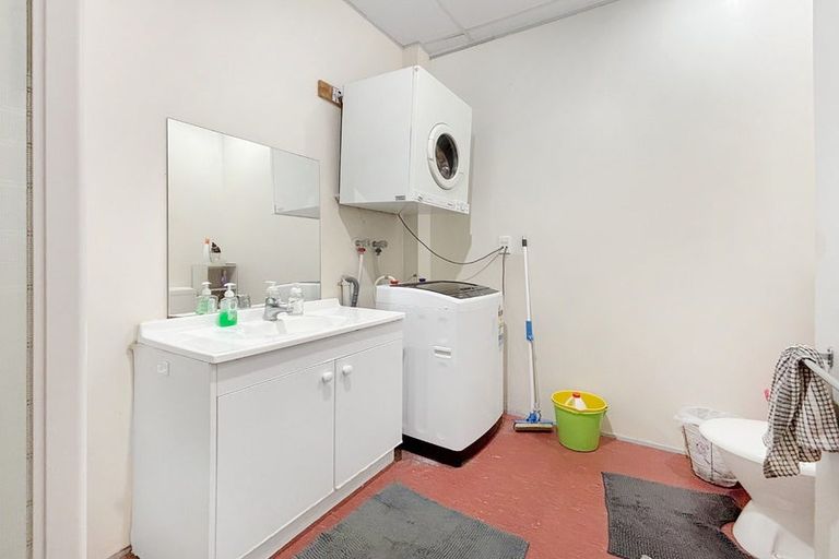 Photo of property in City Lodge, 202/115 Vivian Street, Te Aro, Wellington, 6011