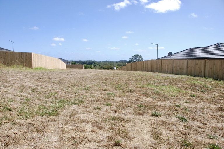 Photo of property in 4 Waimiri Road, Glenbrook, 2681