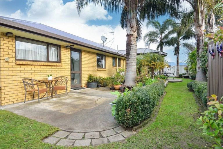 Photo of property in 13 Margaret Place, Lytton West, Gisborne, 4010