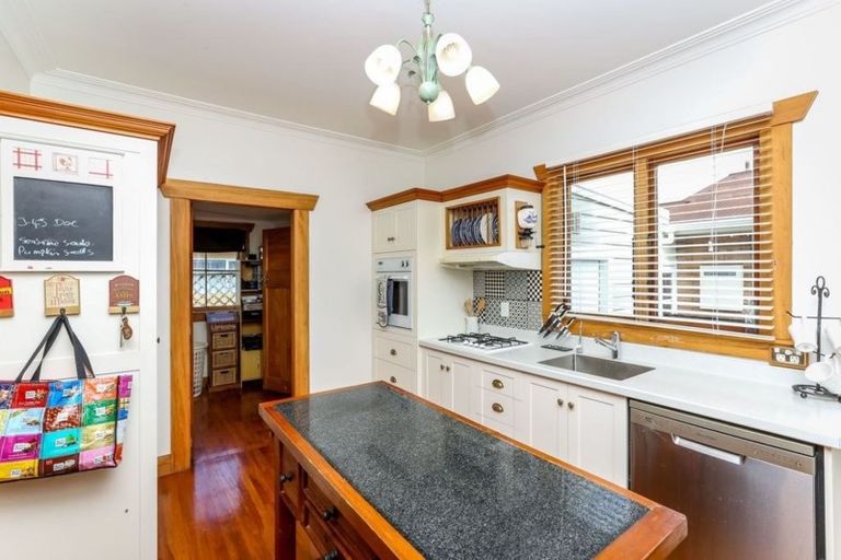 Photo of property in 16 Sanders Avenue, Westown, New Plymouth, 4310