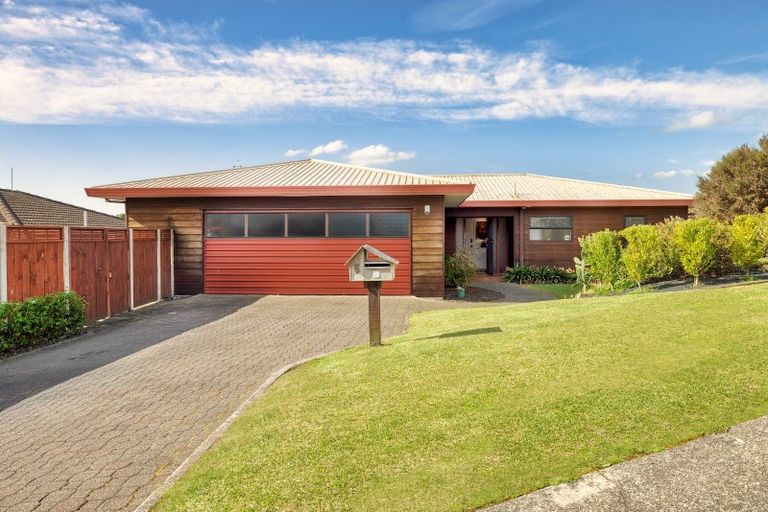 Photo of property in 5 Holmburn Street, Welcome Bay, Tauranga, 3112