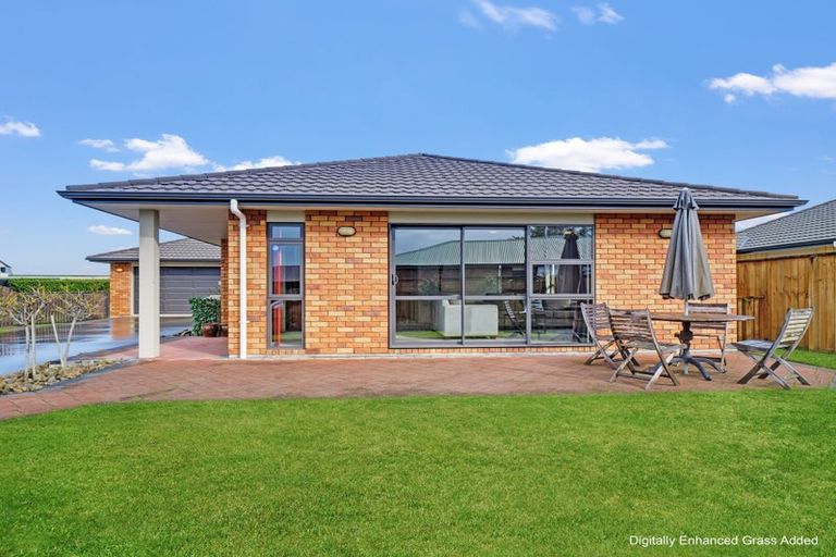 Photo of property in 5 Gilligan Close, College Estate, Whanganui, 4500