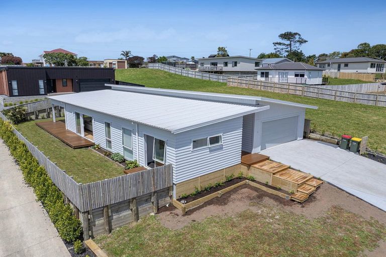 Photo of property in 35 Hewson Drive, Snells Beach, 0920