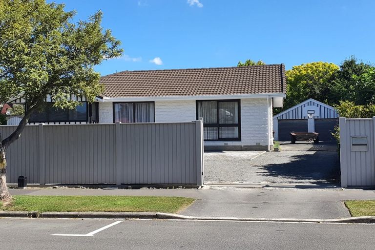 Photo of property in 5 Dalrye Place, Ilam, Christchurch, 8041