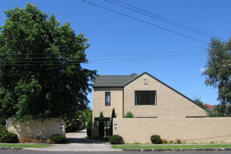 Photo of property in 16a Oak Street, Royal Oak, Auckland, 1023