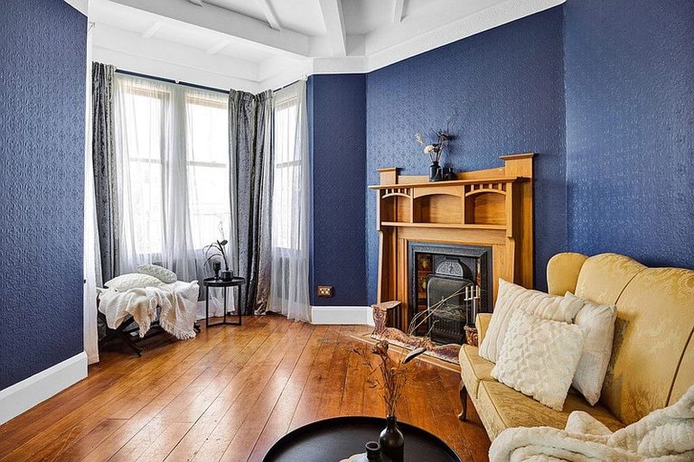 Photo of property in 68 Collins Street, Hawera, 4610