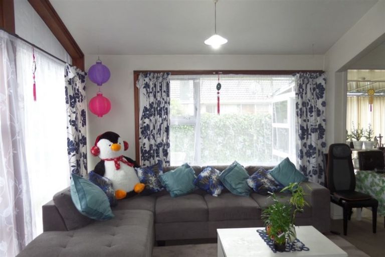 Photo of property in 4 Dunluce Place, Hornby, Christchurch, 8042