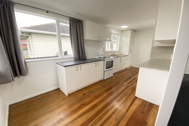 Photo of property in 150 Hepburn Road, Glendene, Auckland, 0602