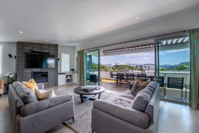 Photo of property in 32 Taumata Road, Omaha, 0986