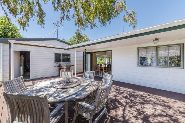 Photo of property in 13 Trent Street, Rongotea, 4476