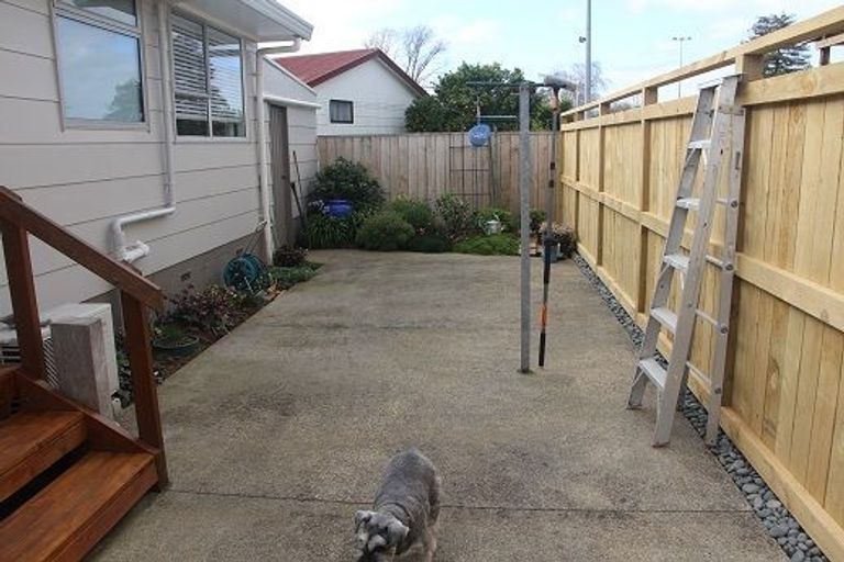 Photo of property in 7a Millar Place, Nawton, Hamilton, 3200