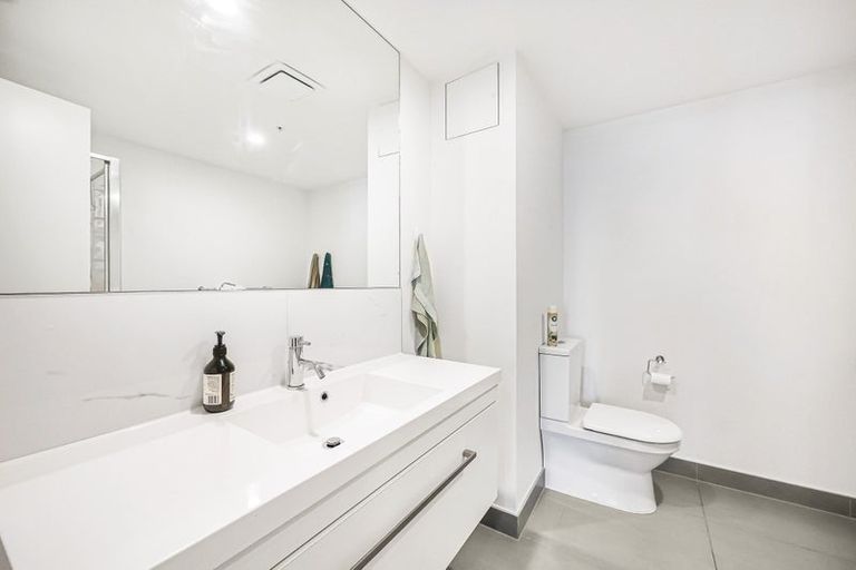 Photo of property in 206/25 Bute Road, Browns Bay, Auckland, 0630