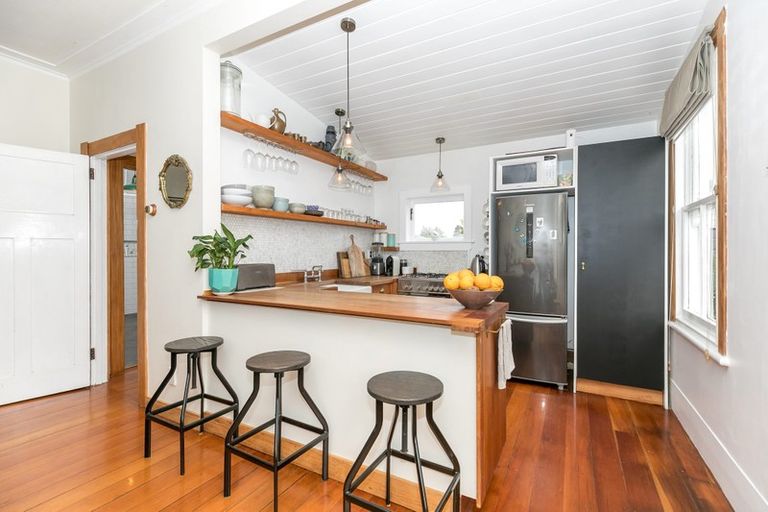 Photo of property in 14 Pukeko Street, Frankton, Hamilton, 3204