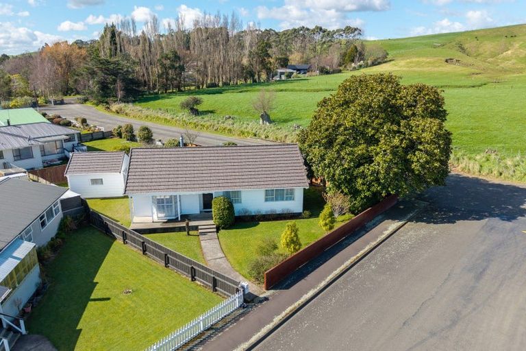 Photo of property in 27 George Street, Pahiatua, 4910
