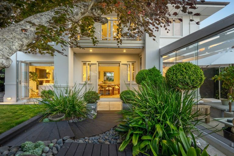 Photo of property in 2/43 Byron Avenue, Takapuna, Auckland, 0622