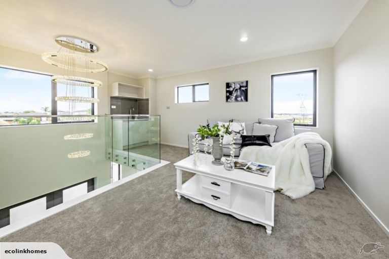 Photo of property in 11 Lavey Road, Flat Bush, Auckland, 2019