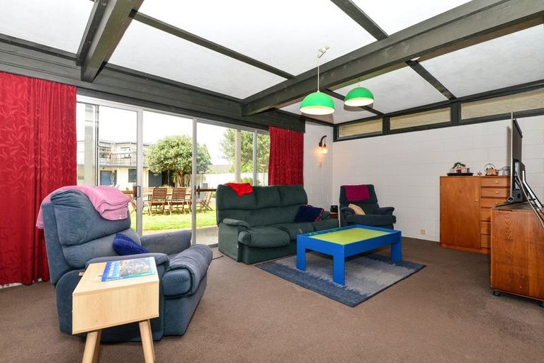 Photo of property in 112 Mansel Avenue, Hillcrest, Hamilton, 3216