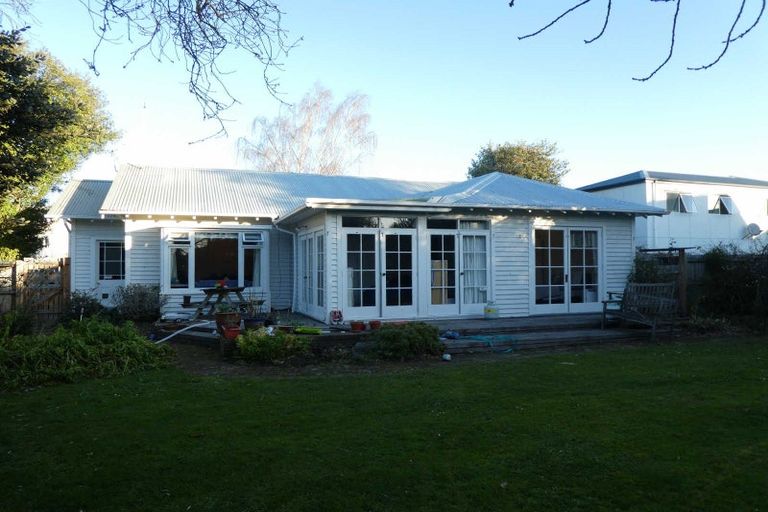 Photo of property in 93 Brockworth Place, Riccarton, Christchurch, 8011