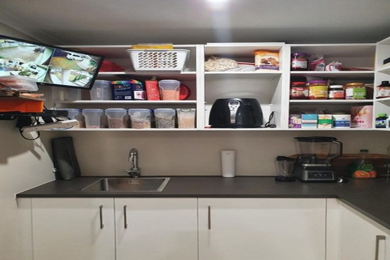 Photo of property in 37 Wellfield Drive, Papakura, 2110