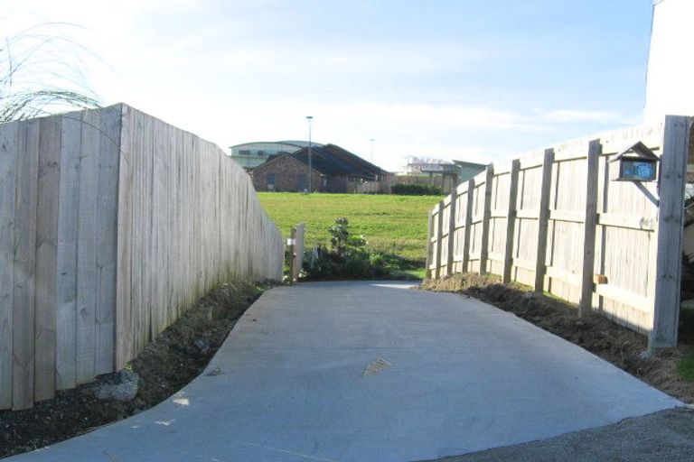 Photo of property in 15a Araminta Place, Beachlands, Auckland, 2018