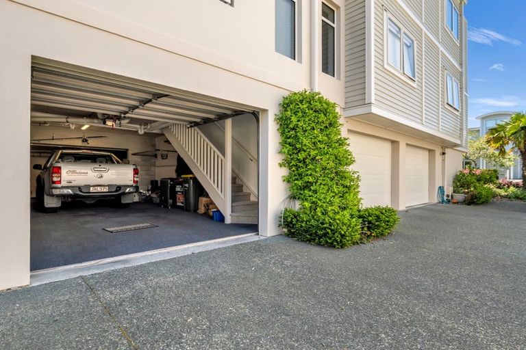 Photo of property in 5 Eaves Bush Parade, Orewa, 0931