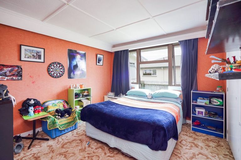 Photo of property in 24 Mackenzie Street, Winton, 9720