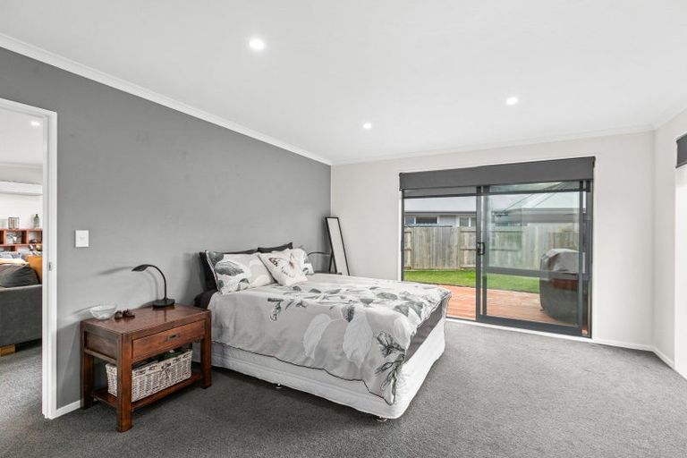 Photo of property in 18 Dee Street, Otane, 4202