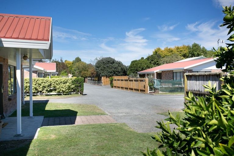 Photo of property in 36b Clare Street, Cambridge, 3434