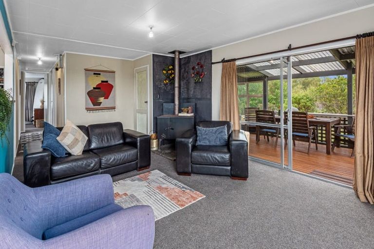 Photo of property in 57 View Road, Hikurangi, 0114
