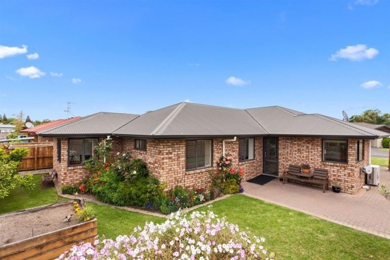 Photo of property in 5 Walnut Grove, Whakatane, 3120