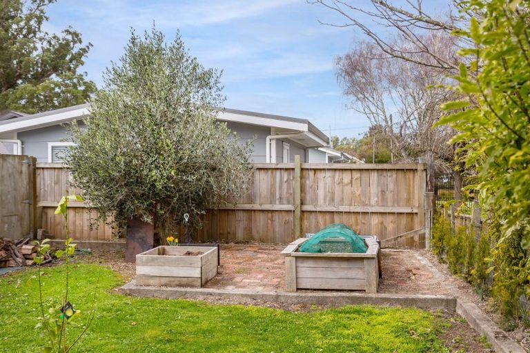 Photo of property in 2 Wood Street, Greytown, 5712