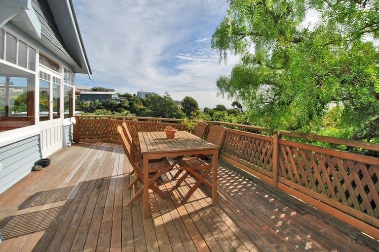 Photo of property in 67 Hackthorne Road, Cashmere, Christchurch, 8022