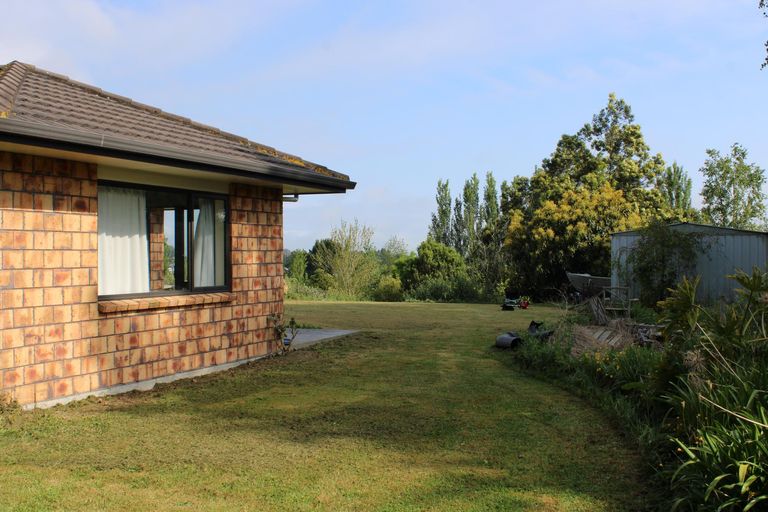 Photo of property in 183 Kimihia Road, Huntly, 3771