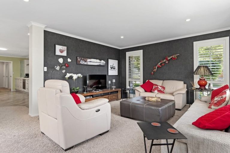 Photo of property in 21 Edwin Grove, Bethlehem, Tauranga, 3110