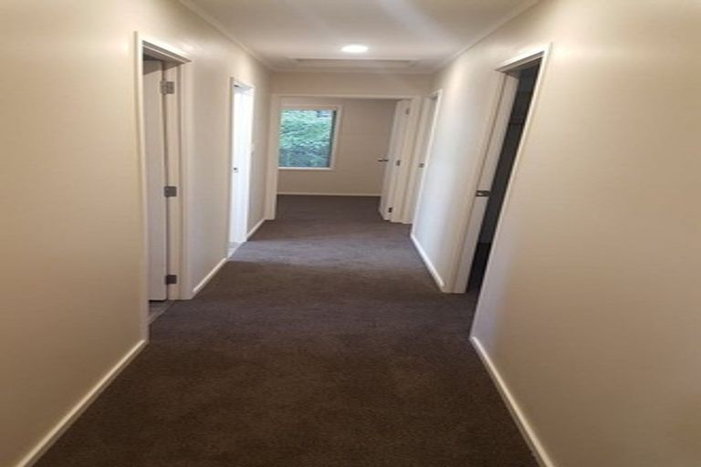 Photo of property in 23 Orinda Close, Botany Downs, Auckland, 2010