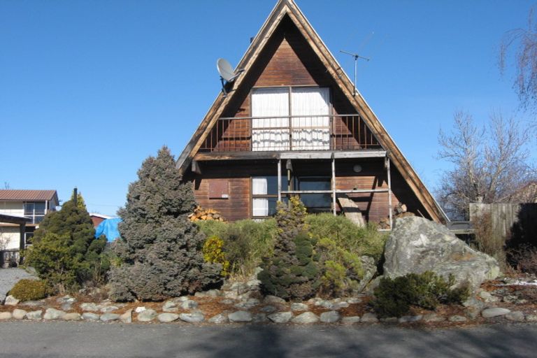 Photo of property in 292 Mackenzie Drive, Twizel, 7901